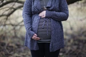 עובדת סיעוד בהריון - השלכות משפטיות
